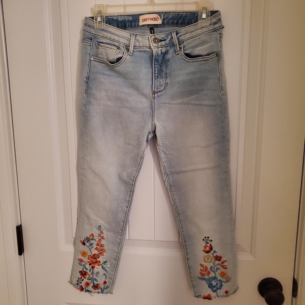 DRIFTWOOD JACKIE HIGH RISE CROPPED EMBROIDERED JEANS - SIZE 26